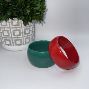 Vintage Red & Green Lucite Bangle Bracelets Set Wide Holiday Christmas Mod Retro